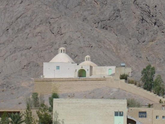Pir-e Herisht shrine side view