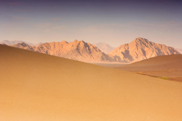 The desert and mountains of Yazd