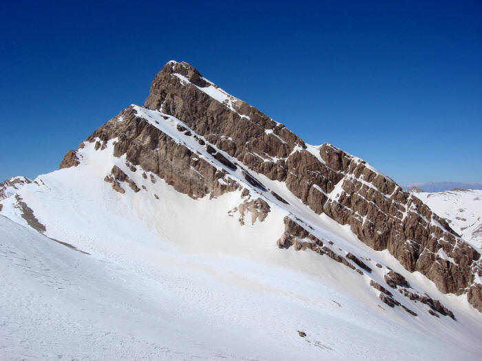 Poutak peak (4290 m) Central Zagros (Dena area) south of Isfahan