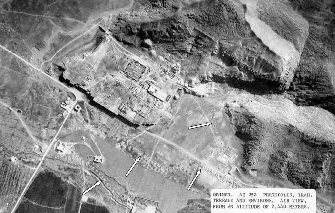 Achival aerial photograph of Persepolis